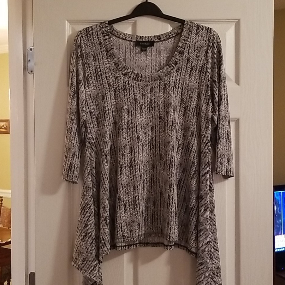 Karen Kane Tunic
